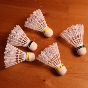 4 shuttlecock, new, Quest shuttles for badmittion for outdoor natural sports